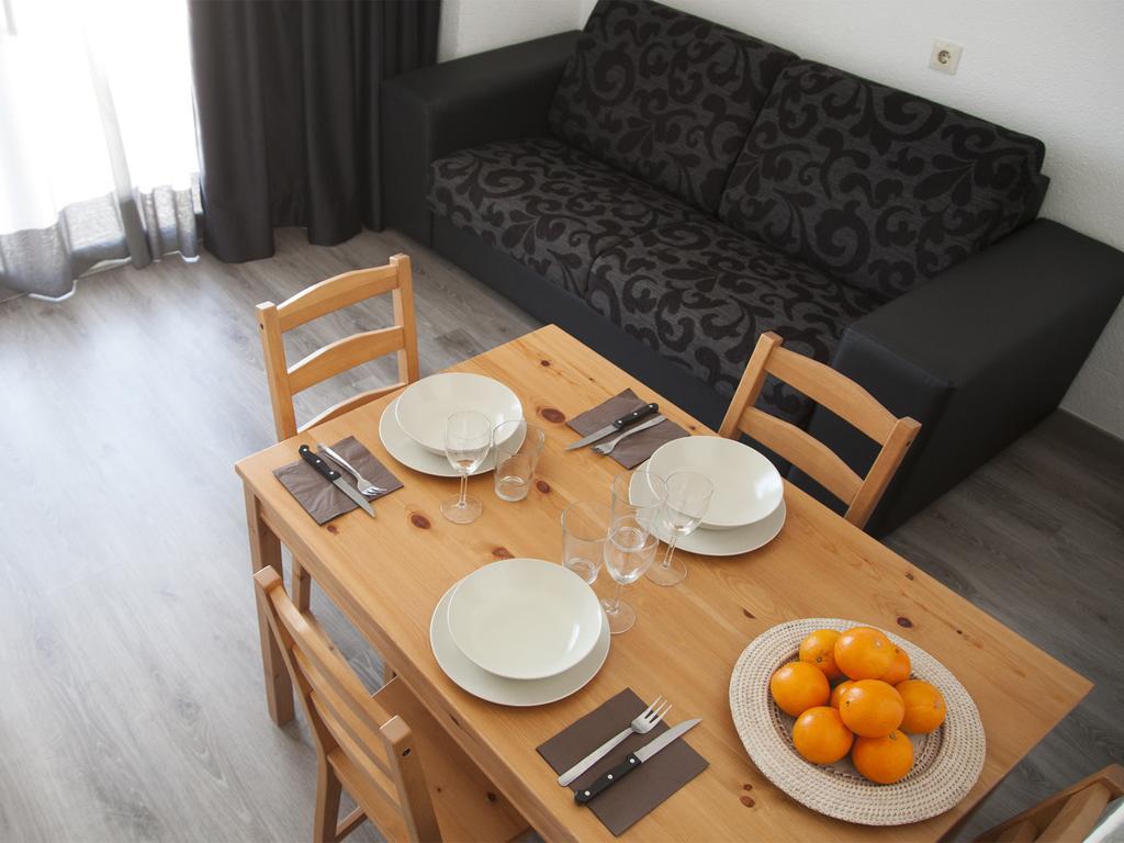 Apartaments Atzavara Calella Room photo