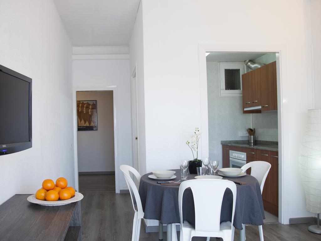 Apartaments Atzavara Calella Room photo