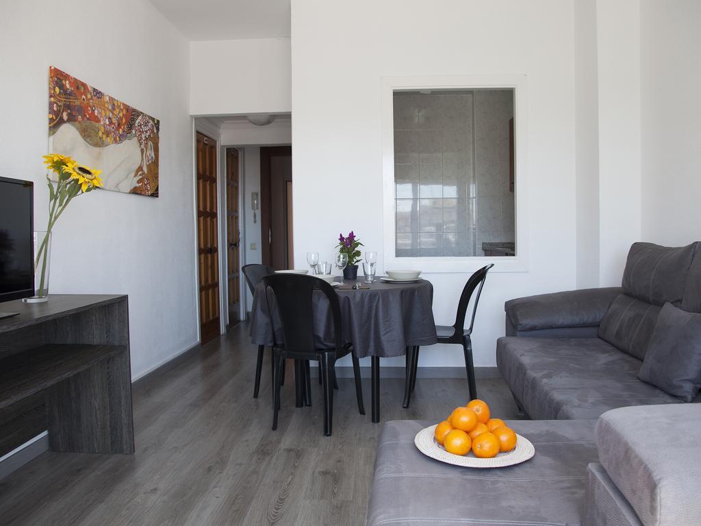 Apartaments Atzavara Calella Room photo