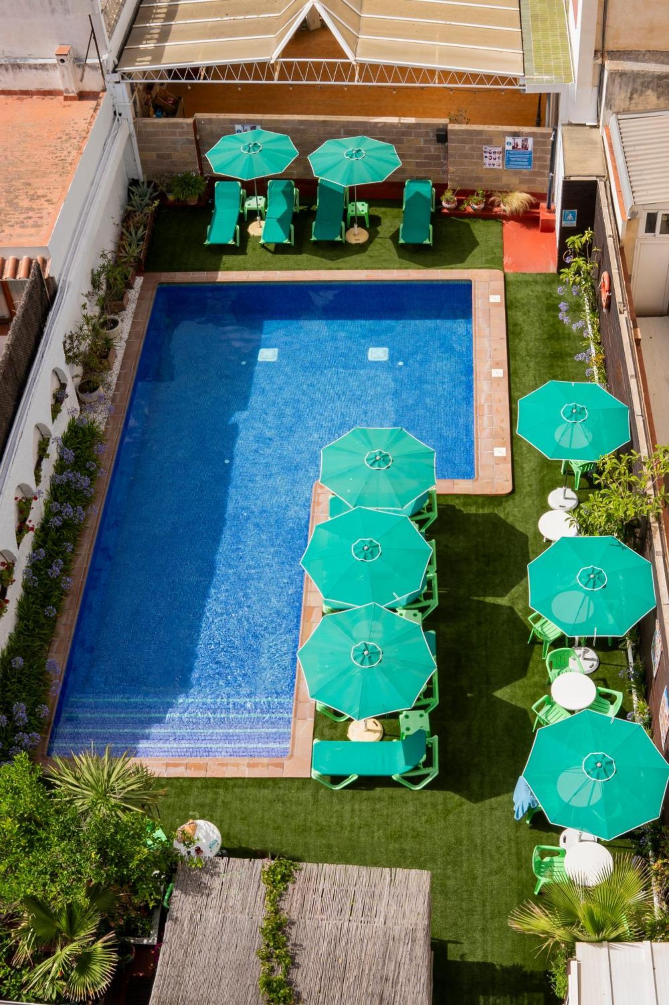 Apartaments Atzavara Calella Exterior photo