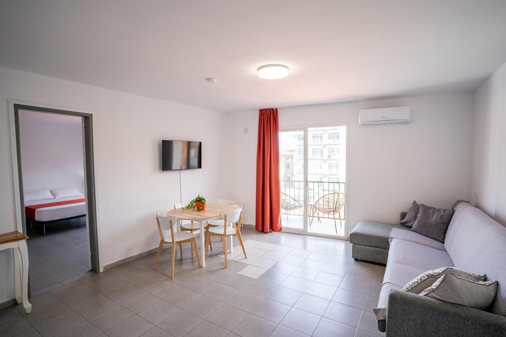 Apartaments Atzavara Calella Room photo
